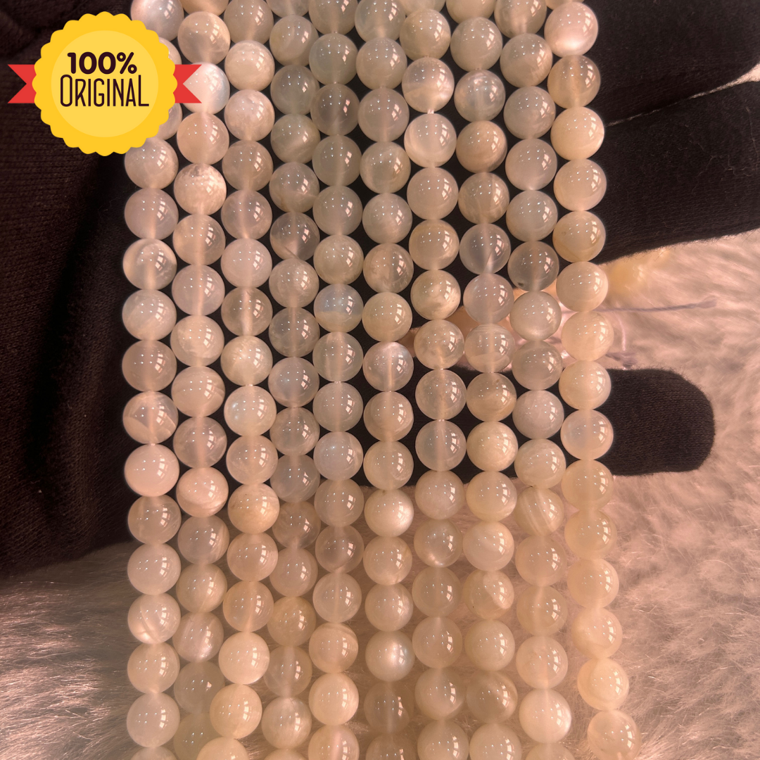 152_d427143e-39ad-4108-a9d6-9575040eec72.png Natural White Moonstone Beads String - Image 1